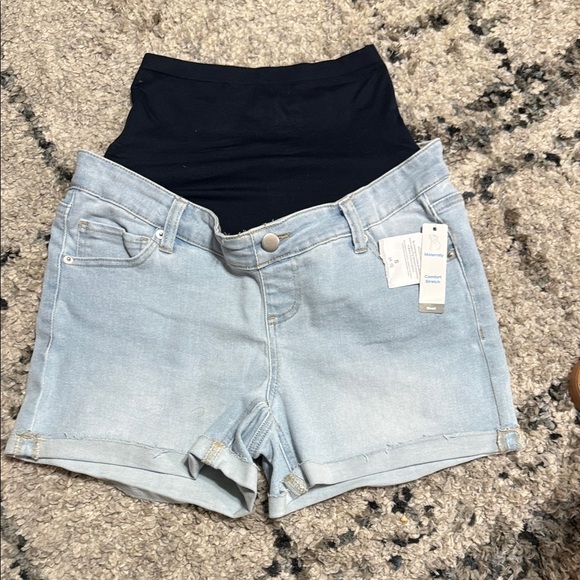 Small(4-6) Time and Tru Light Blue Jean Maternity Shorts - Picture 4 of 11
